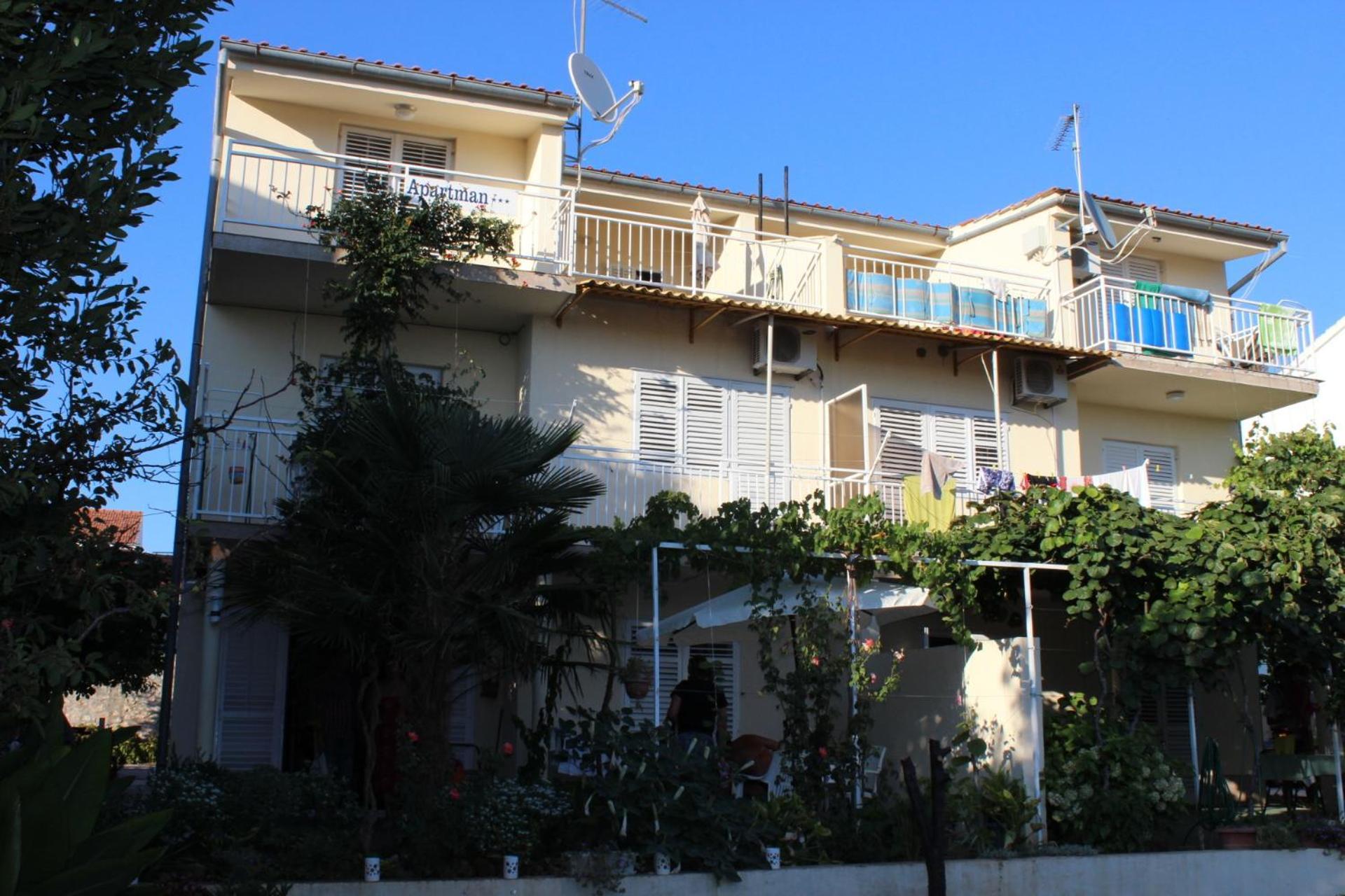 Apartments Miriam Srima Vodice Exterior foto